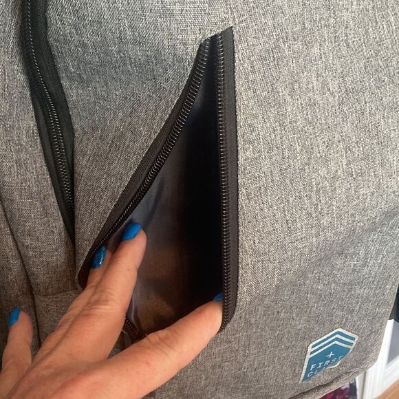 No brand grey and black backpack , has many pockets and zippers , EUC - Picture 5 of 11